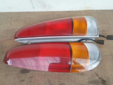 Luz trasera / calavera combinada (derecha) para Kia 1999, pieza original OEM 9240205100