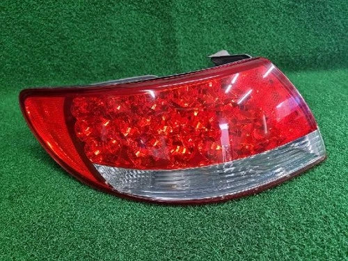 Left rear combination tail light assembly compatible with Hyundai Azera 2007, OEM 92401 3L001
