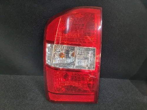 Left rear tail light assembly compatible with Kia Carnival 2007, genuine OEM replacement part 92401 4D100