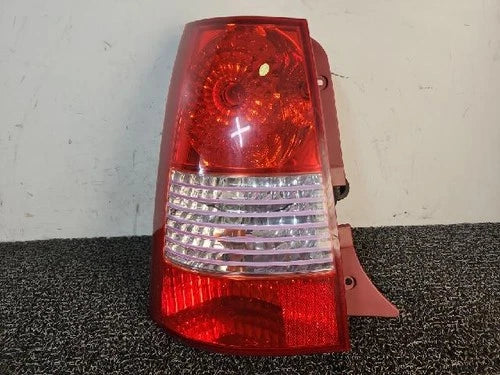 Left rear tail light assembly compatible with Kia Picanto 2004, genuine OEM replacement part 92401 07000