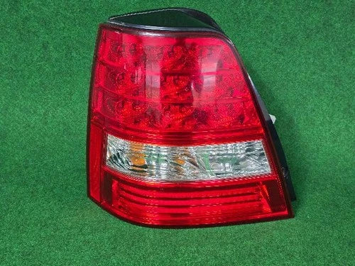 Left rear tail light assembly compatible with Kia Sorento 2008, genuine OEM replacement part 924013E540