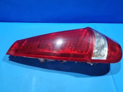 Left rear tail light assembly compatible with Hyundai i30 2009, genuine OEM replacement part 92401 2L100
