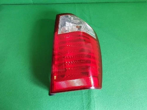 Conjunto de faro/calavera trasero derecho combinado para Kia Carnival 2006, pieza original OEM 92402 4D000