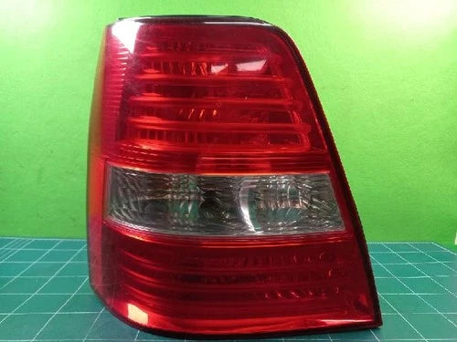 Left rear combination tail light compatible with Kia Sorento 2009, genuine OEM replacement part 92401 3E540