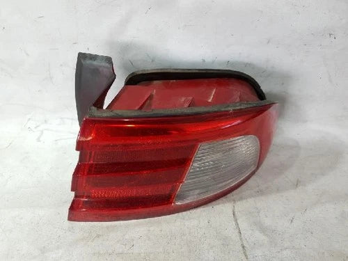 Kia Optima 2002 - Right rear combination tail light OEM 92421 3C070