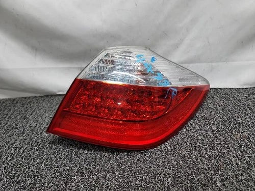 Right rear tail light assembly compatible with Hyundai Genesis Coupe 2010, genuine OEM replacement part 924023M060