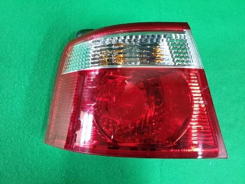 Kia Carens 2003 Luz trasera / calavera combinada (izquierda) OEM 0K2FB 51160