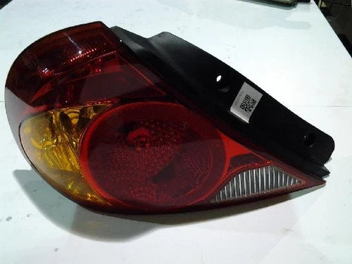 Kia 1.5 Si DLX 2002 Combination Tail Light left genuine OEM 0K2N1 51160A