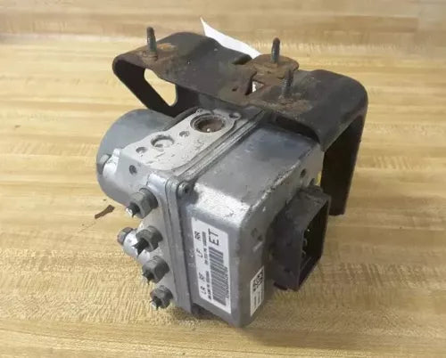 Bomba/Módulo ABS OEM usada para 2004-2005 Chevrolet Malibu