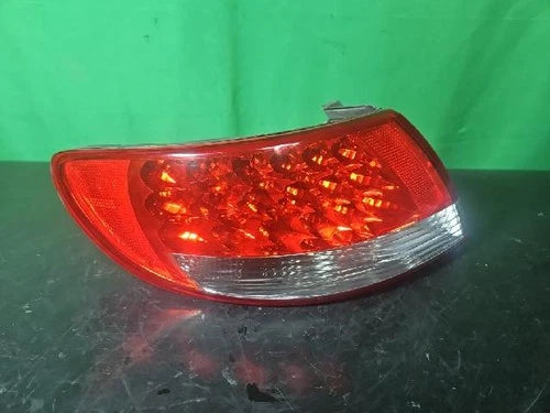 Left rear combination tail light assembly compatible with Hyundai Azera 2007, OEM 92401 3L001