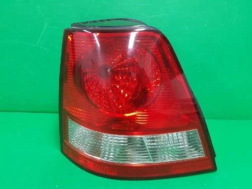 Rear tail light assembly (combination light rear) compatible with Kia Sorento 2003, OEM 92401 3E000
