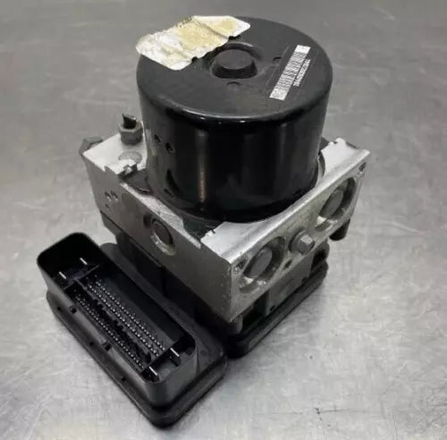 Bomba/Módulo ABS OEM usada para 2012-2014 Ford Focus