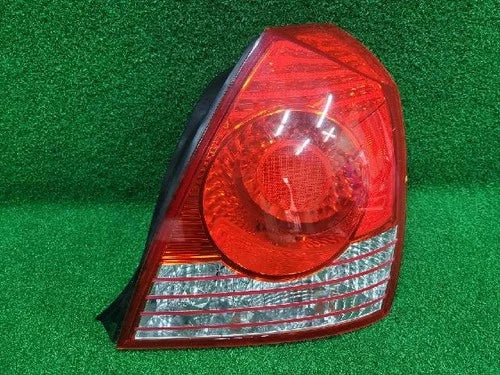 Right rear tail light assembly compatible with Hyundai Elantra 2004, RH OEM 92402, 2D500