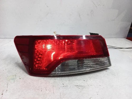 Luz trasera / calavera combinada exterior izquierda Kia 2011 OEM 924011M300