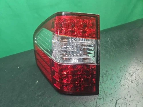 Kia Borrego 2011 Combination Tail Light (left) genuine OEM 92401 2J101