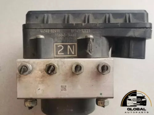 Bomba/Módulo ABS OEM usada para 2015 Toyota Corolla 1.8L - 1.8L
