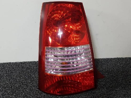Left rear tail light assembly compatible with Kia Picanto 2006, genuine OEM replacement part 92401 07000