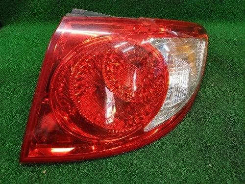 Rear combination tail light Hyundai Santa FE 2006 (right side/passenger side) Outer OEM 92402 2B000
