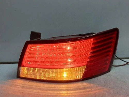 Right outer rear tail light assembly compatible with Hyundai NF 2008, genuine OEM replacement part 924023K540