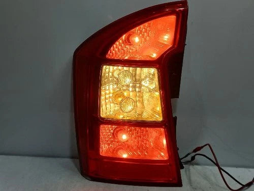 Left rear tail light assembly compatible with Kia Carens 2012 (OEM 924011D002)