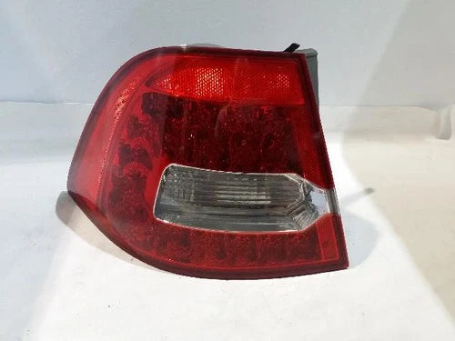 Left rear tail light assembly compatible with Kia LPI LX20 2009, genuine OEM replacement part 92401 2G500