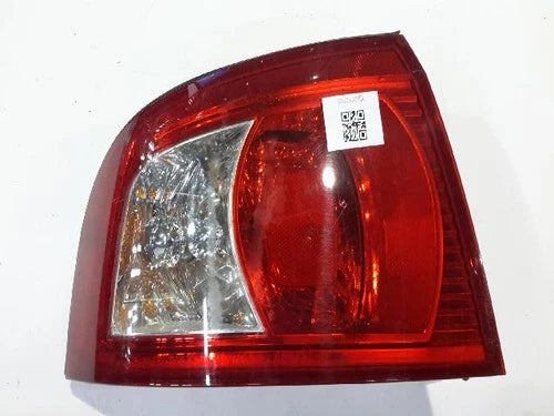 Kia Optima 2003 - Left rear combination tail light OEM 92411 3C070