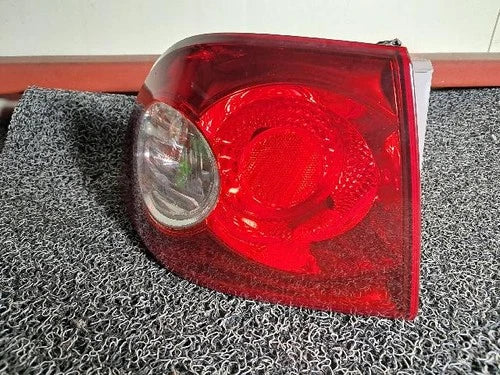 Rear tail light assembly Kia Optima 2006 OEM 92401 2G005