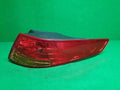 Right rear combination tail light assembly OEM 92402 2T000 compatible with Kia K5 2011