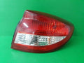 Conjunto de faro/calavera trasero derecho combinado para Kia 2002, pieza original OEM 92402FD000