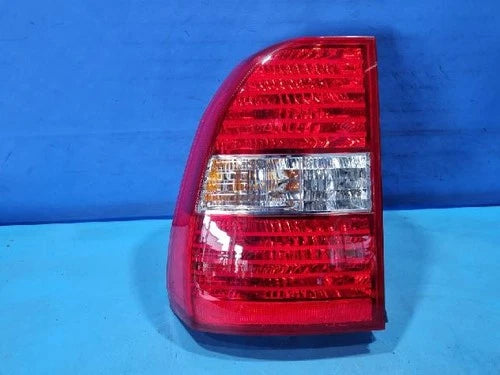 Left rear combination tail light compatible with Kia Sportage 2006, genuine OEM replacement part 92401 1F002