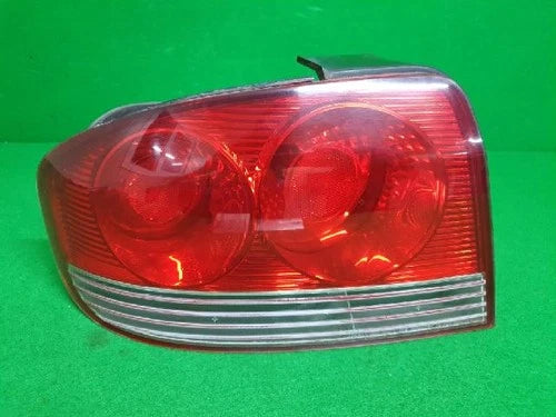 Left rear combination tail light assembly compatible with Hyundai EF 2003, OEM 92401 3D000
