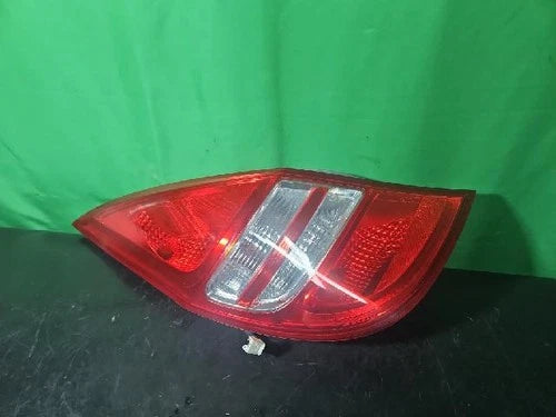 Left rear tail light assembly compatible with Hyundai i30 2009, genuine OEM replacement part 92401 2L000