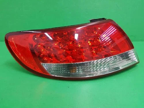 Left rear tail light assembly compatible with Hyundai Azera 2008, genuine OEM replacement part 92401 3L001