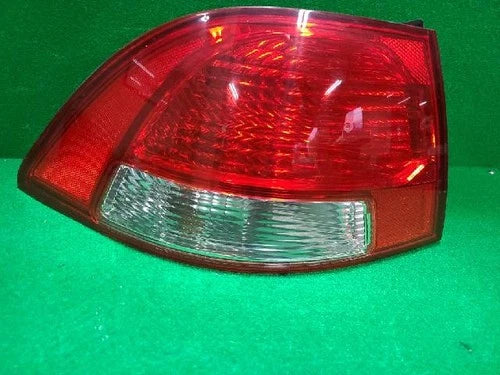 Left rear tail light assembly compatible with Kia Optima 2009, LH OEM 924012G6