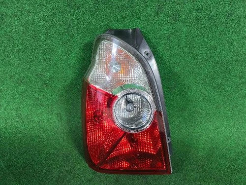 Left rear tail light assembly compatible with Hyundai Terracan 2006, genuine OEM replacement part 92401H1110