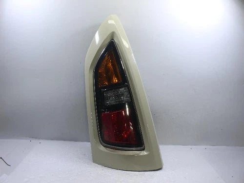Refacción OEM Usada - Conjunto de luces traseras / calaveras Kia Soul 2010 OEM 92410 2K000