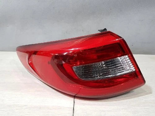 Rear tail light assembly LED outer left (LH) Hyundai OEM 92401C1000