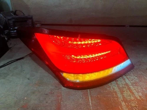 Left rear tail light assembly compatible with Hyundai Equus 2013, genuine OEM replacement part 92401-3N500