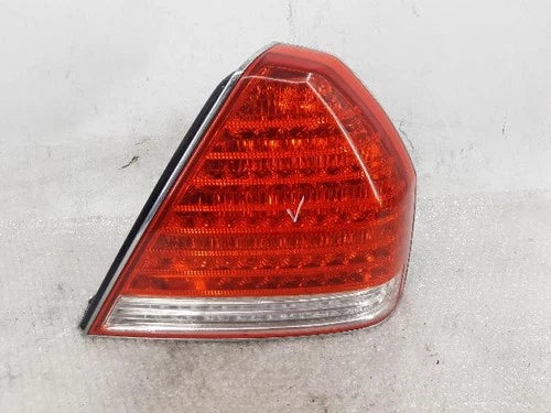 Left rear tail light compatible with Hyundai Equus 2006, genuine OEM replacement part 924013B500