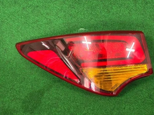 Left rear combination tail light assembly compatible with Hyundai Santa Fe 2015, genuine OEM replacement part 924012W600