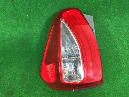 Conjunto de faro/calavera trasero derecho combinado OEM 92402 A3000 para Kia Ray 2016