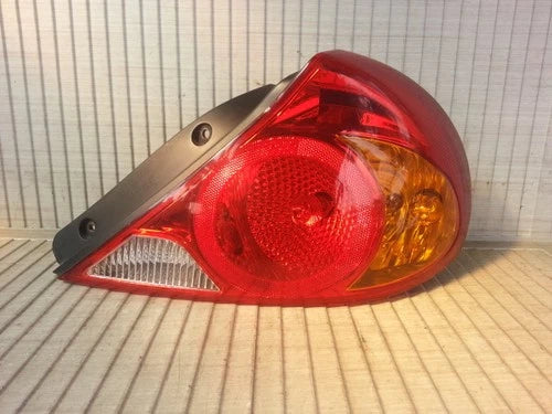 Kia Spectra 2002 Tail Light right combination RH genuine OEM 0K2N151150A