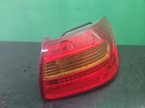 Right outer rear tail light assembly compatible with Kia Cadenza 2012, genuine OEM replacement part 92402 3R000