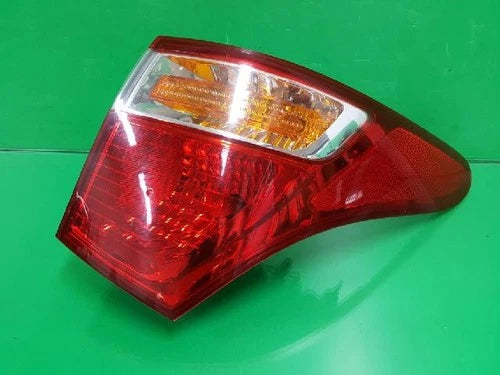 Right outer rear tail light assembly compatible with Hyundai Veracruz 2008, genuine OEM replacement part 92402 3J000