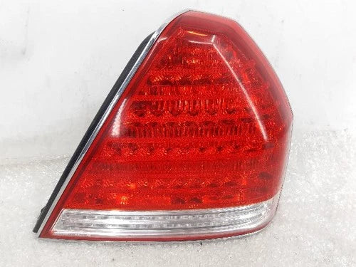 Conjunto de faro/calavera trasero derecho para Hyundai Equus 2007, pieza original OEM 92402 3B501