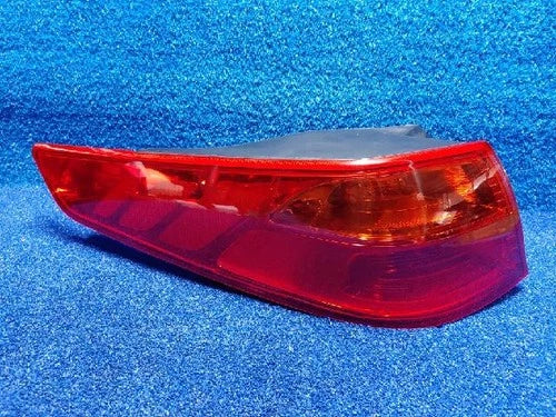 Left rear combination tail light assembly compatible with Kia K5 2014, genuine OEM replacement part 92401 2T500