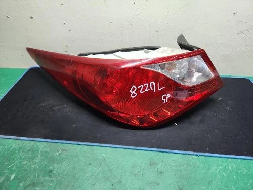 Left outer rear tail light assembly compatible with Hyundai YF 2013, genuine OEM replacement part 92401 3S010