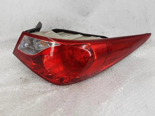 Right outer rear tail light assembly (OEM) 92402 3S010 compatible with Hyundai YF 2011
