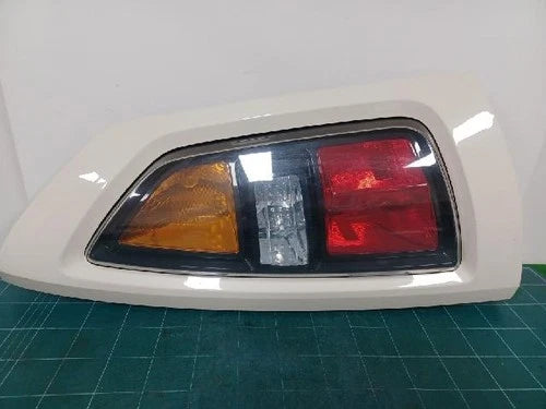 Used OEM Part - light assembly/tail lights rear combination compatible with Kia Soul 2009, genuine OEM replacement part 92420 2K000