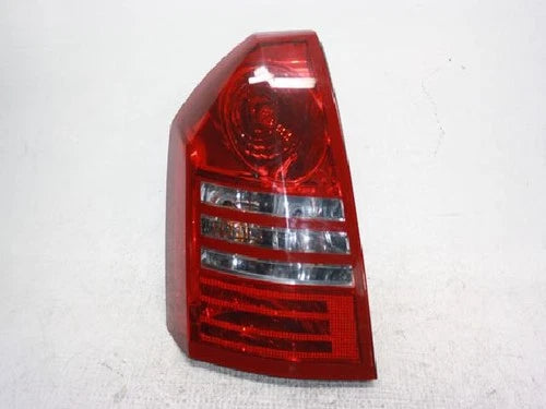 Wiring of the Tail Light of the Chrysler 300C 2007 genuine OEM 05059165AB